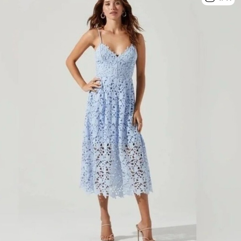 ASTR the Label Blue Lace Midi Dress XS Wedding Guest Bridal Shower Coquette